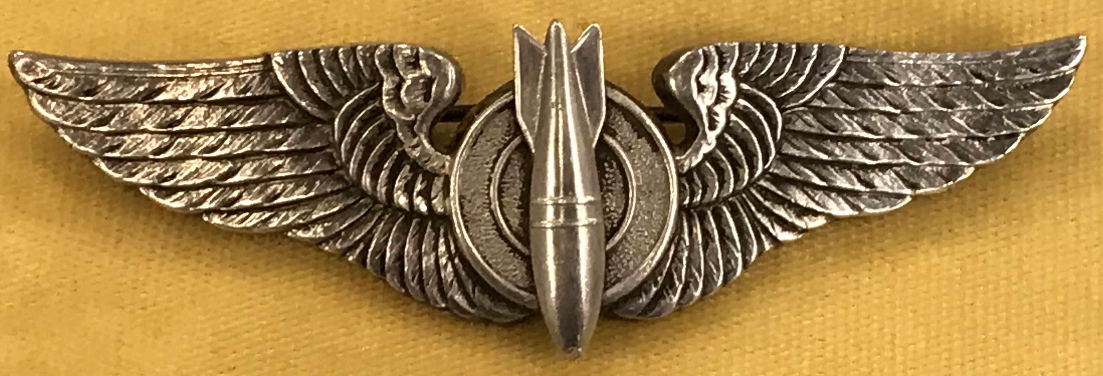 Army Air Corps Wings and Badges – WorldWarTwoVeterans.com